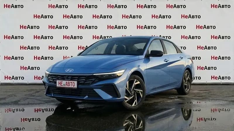 Hyundai Elantra LUX Premium Edition
